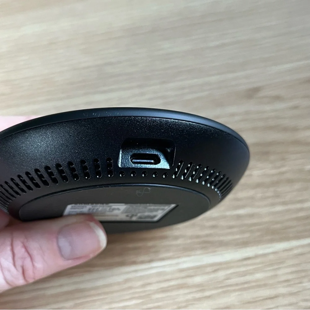 Black Wireless Samsung Fast Charger